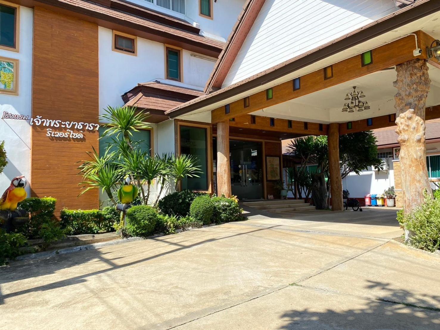 Chaophayathara Riverside Hotel Chai Nat Exterior foto